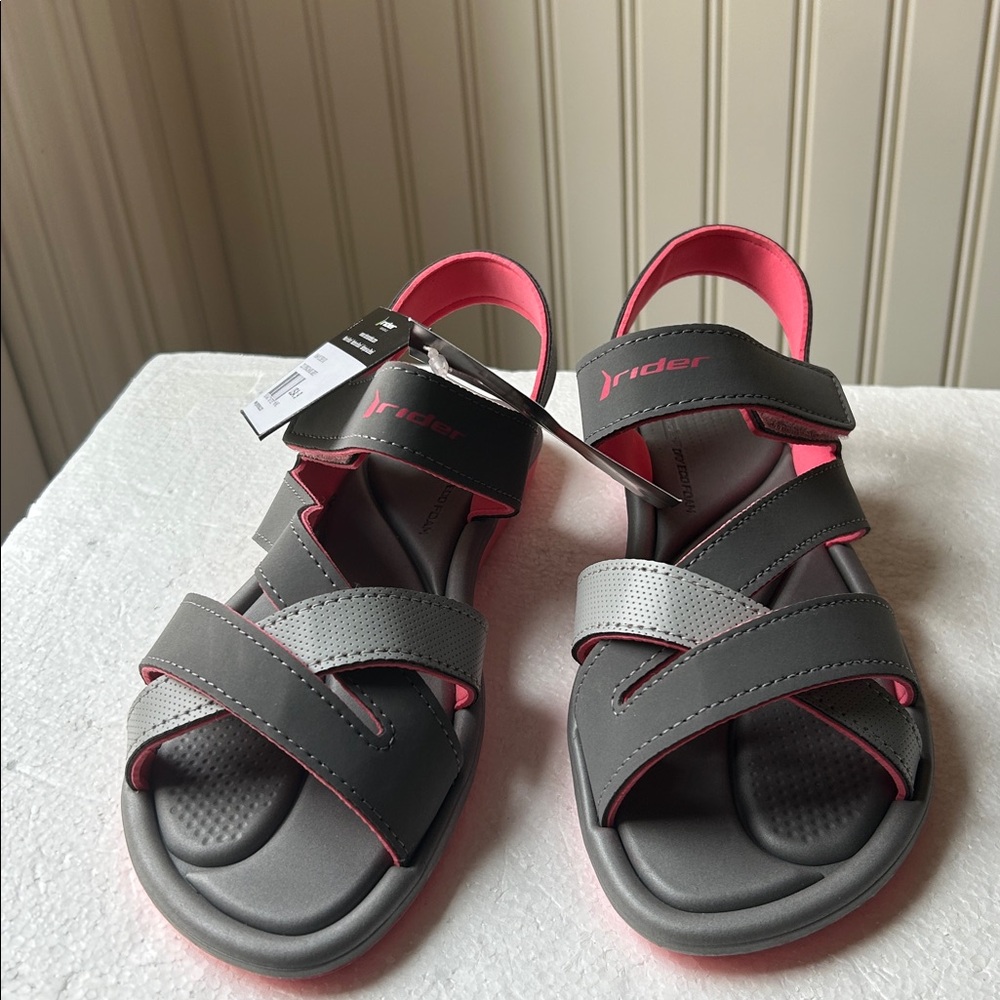 Rider E.V.A. Foam athletic foot relief crisscross flat slingback sandals size 9